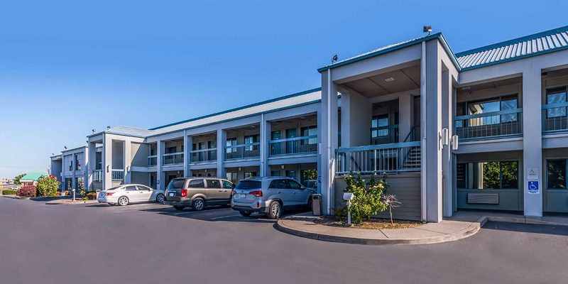 Clean Hotel in Phoenix, OR