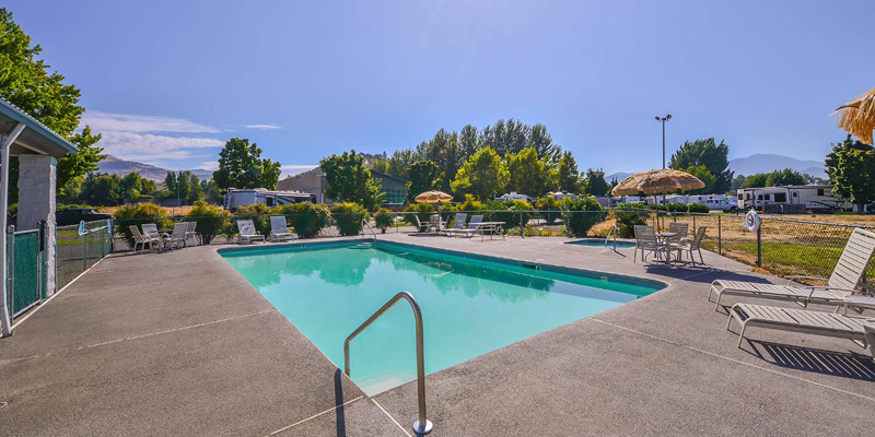 Lodging in Phoenix, OR